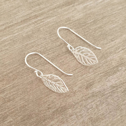Layomi 925 Sterling Silver Leaf dangle earrings, Size 8x12mm