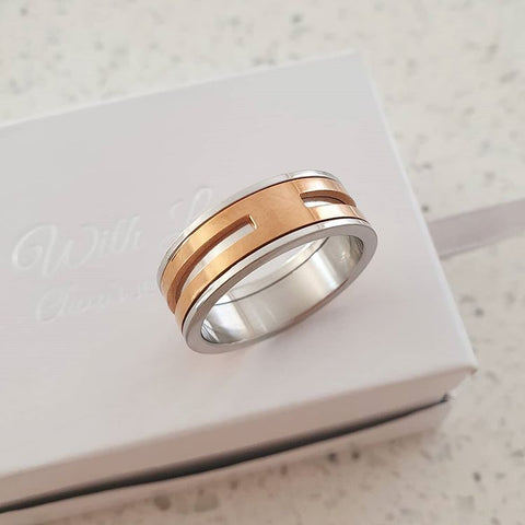 Men's rose gold ring