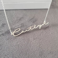 Personalized name necklace