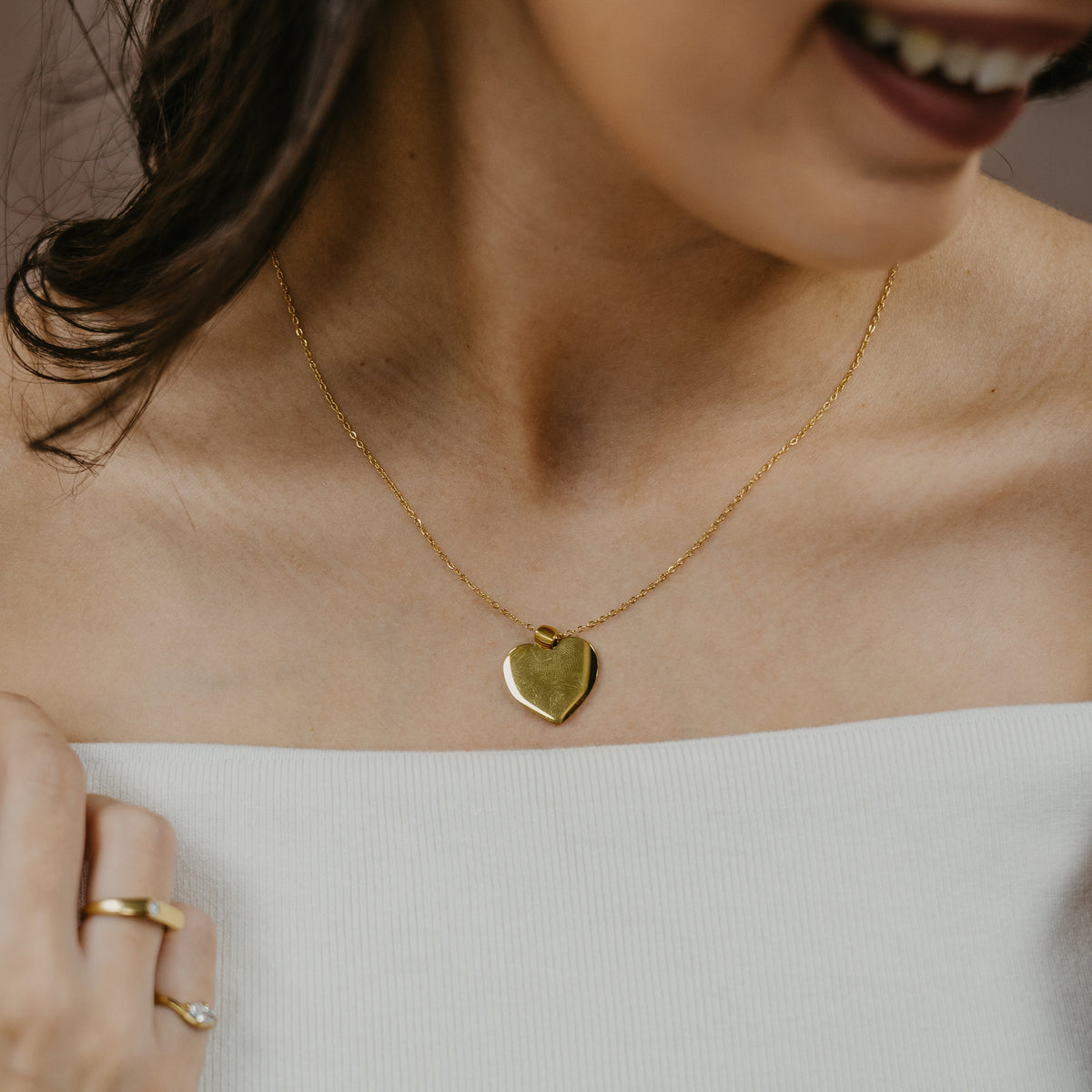 AMORE GOLD PERSONALISED NECKLACE (READY IN 3 DAYS)