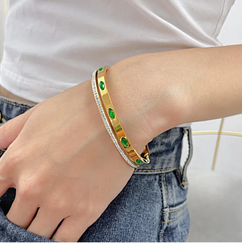 Emeralda Gold CZ Bangle, Stainless Steel Clip Open Bangle, Length:  17cm