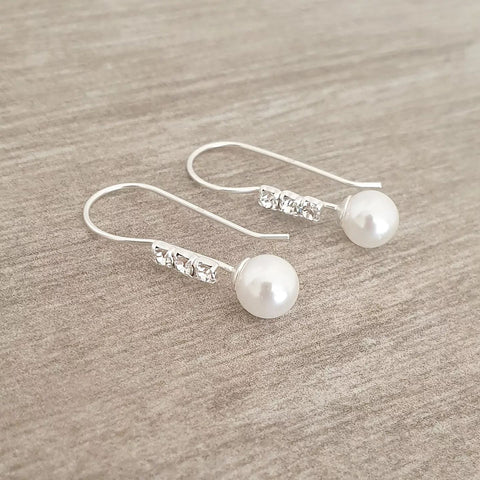 Silver pearl dangle earrings
