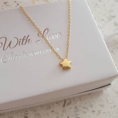 Gold star necklace
