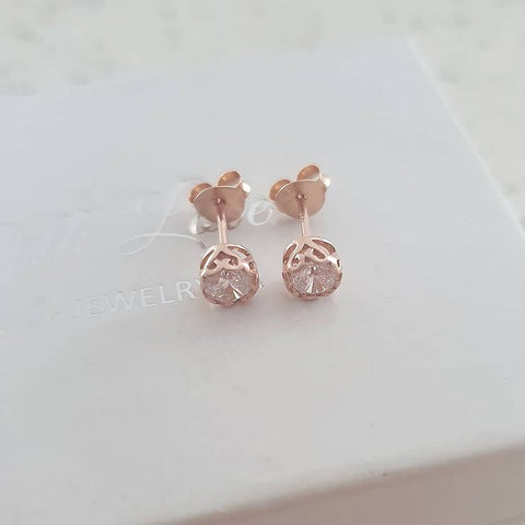 Rose gold ear stud earrings