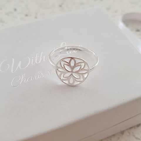 Sterling silver patterned ring