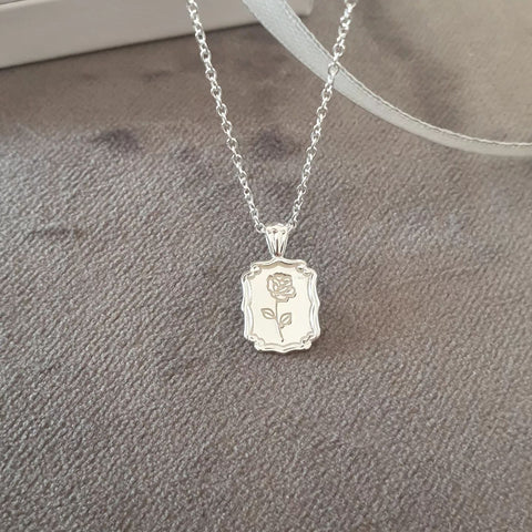 Elizabeth 925 Sterling Silver Rose Flower Necklace, 9x16mm on 45cm chain