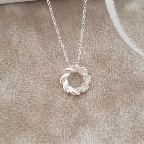 Ella 925 Sterling Silver Love / Friendship Circle Necklace, 11mm, 45cm chain