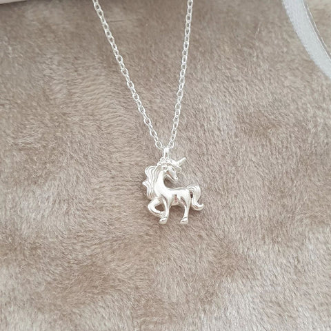Lacey 925 Sterling Silver Unicorn Dainty Necklace, 12mm, 45cm chain